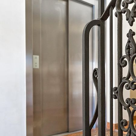 Saragozza Boutique Apartment Bologne Extérieur photo