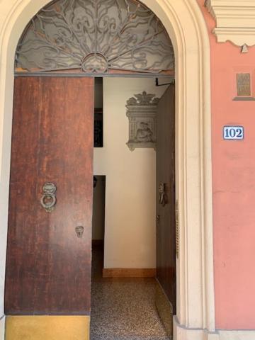 Saragozza Boutique Apartment Bologne Extérieur photo